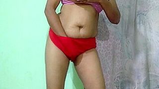 Indian Bhabhi In Fine Bra And Panty Strip Show