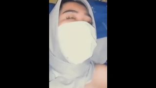 Hijab Slut Want to Pleasure His Boy Meat