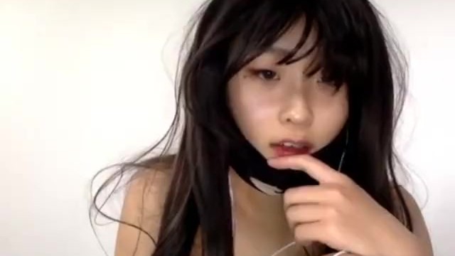 640px x 360px - Cute Asian Teen Camgirl with Small Tits Moyyango | Asian Teen Porn Video