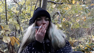 stepsister secretly smokes in the woods