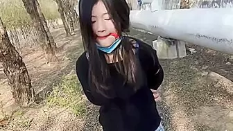 Japanese Lady Outdoor Bondage