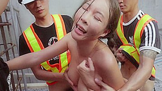 Construction Workers Invited Chinese Whore As Their Snack 18+