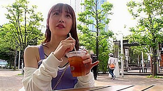 0010859_乳首舐め手コキ ベロチュー 放尿などが含まれている