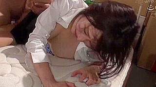 Slow Piston Raw Insertion and Creampie Reaction x2x0E7A7B7731AA2239F1